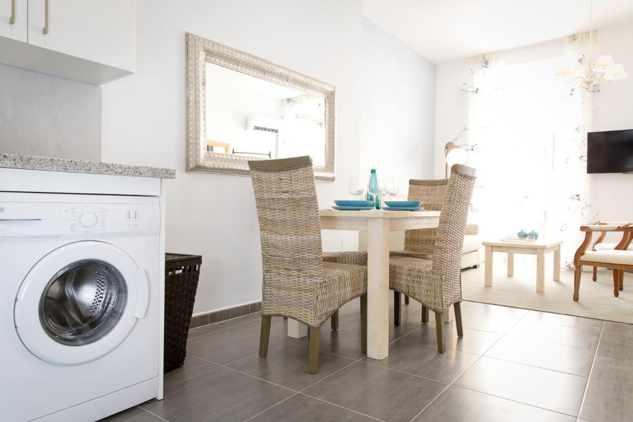 Apartments Holidays2Malaga City Center Buitenkant foto