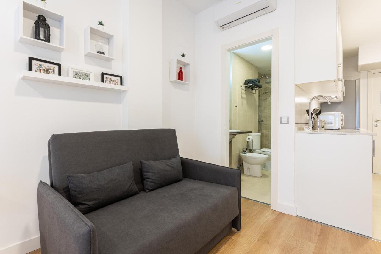 Apartments Holidays2Malaga City Center Buitenkant foto