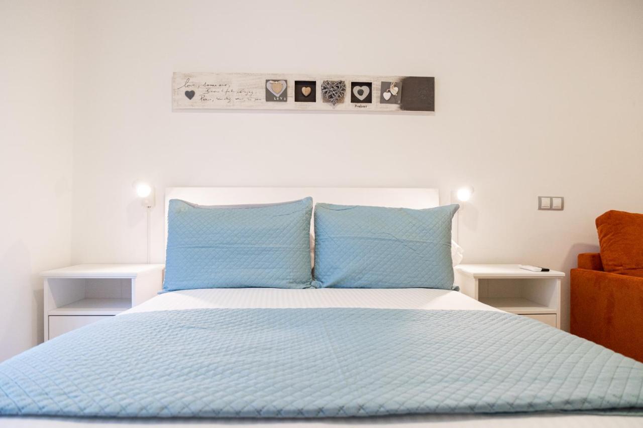 Apartments Holidays2Malaga City Center Buitenkant foto