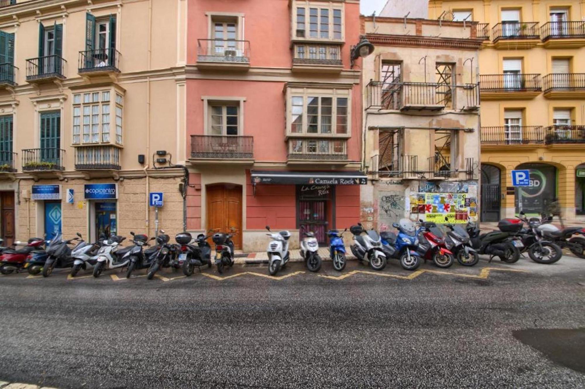 Apartments Holidays2Malaga City Center Buitenkant foto
