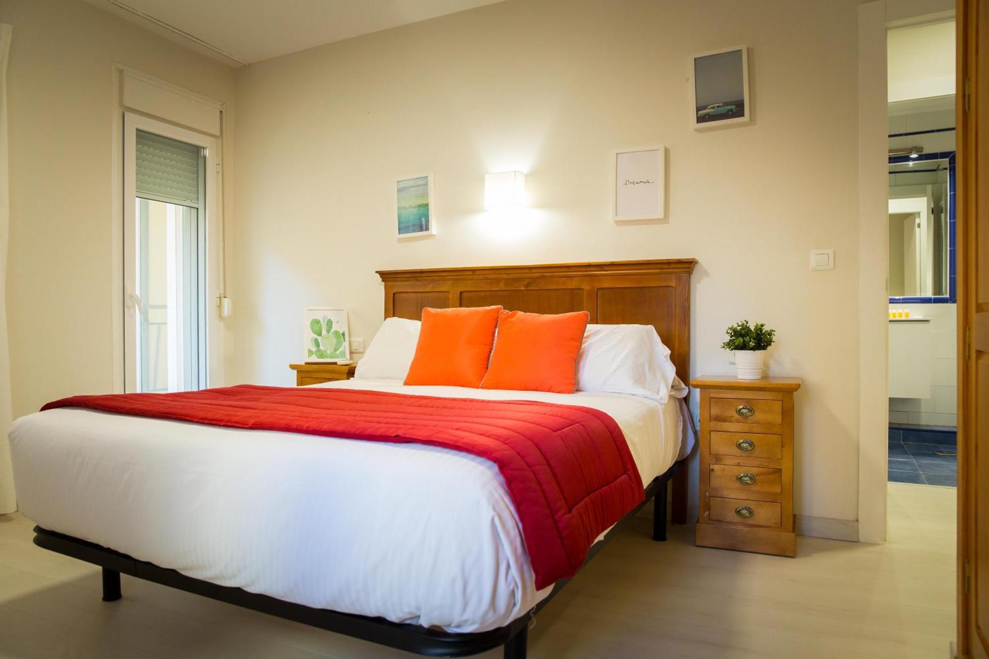 Apartments Holidays2Malaga City Center Buitenkant foto