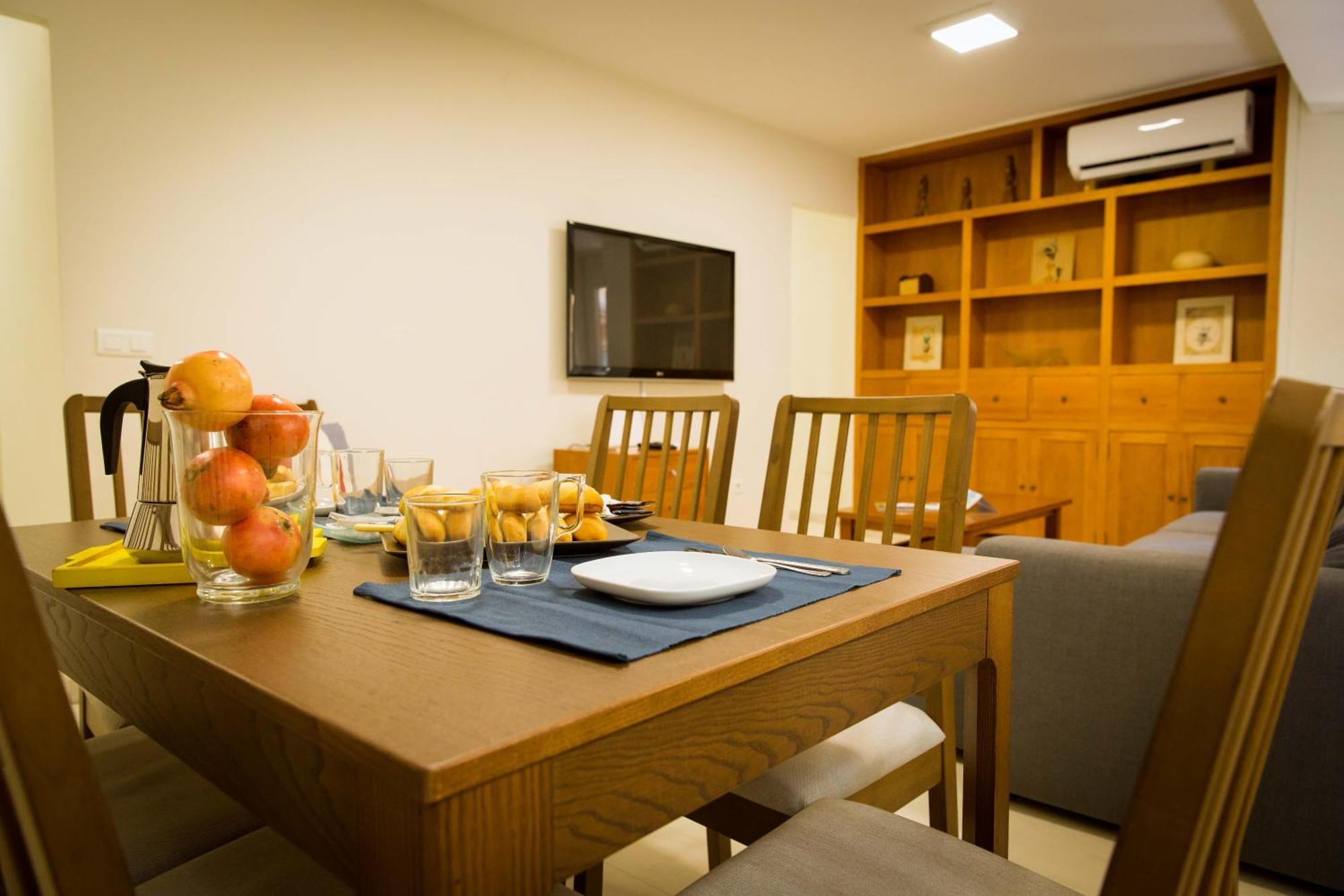 Apartments Holidays2Malaga City Center Buitenkant foto
