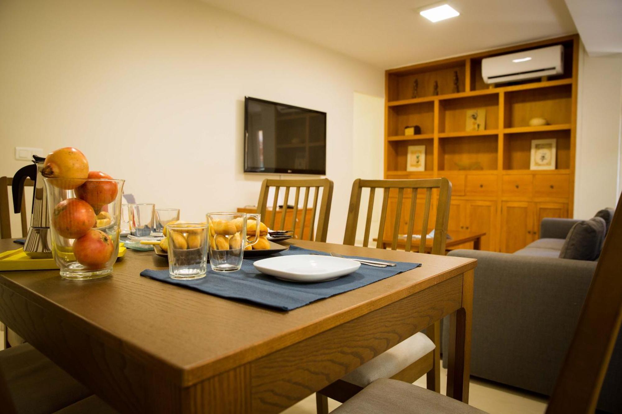 Apartments Holidays2Malaga City Center Buitenkant foto